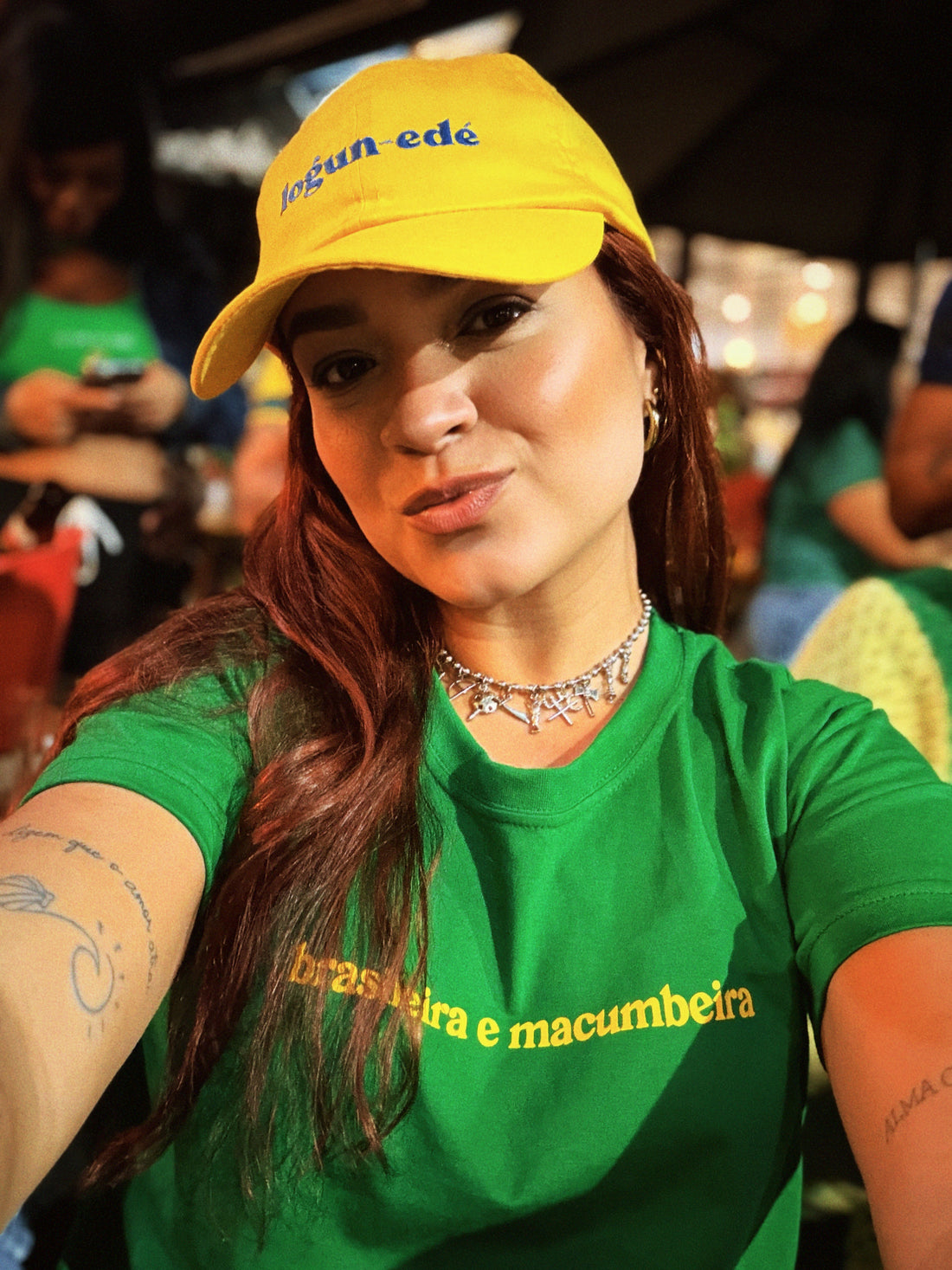 Cropped “brasileira e macumbeira”
