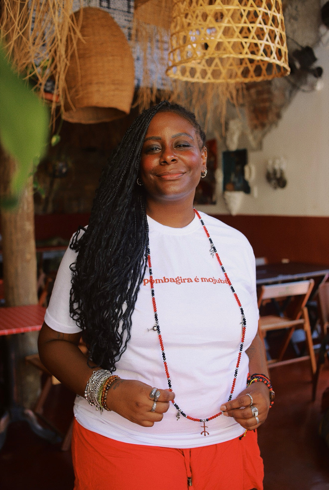 Camiseta Pombagira Branca