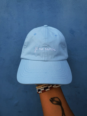 Boné “fé no samba” azul claro