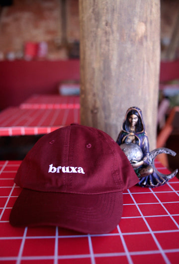 Boné Bruxa Bordô