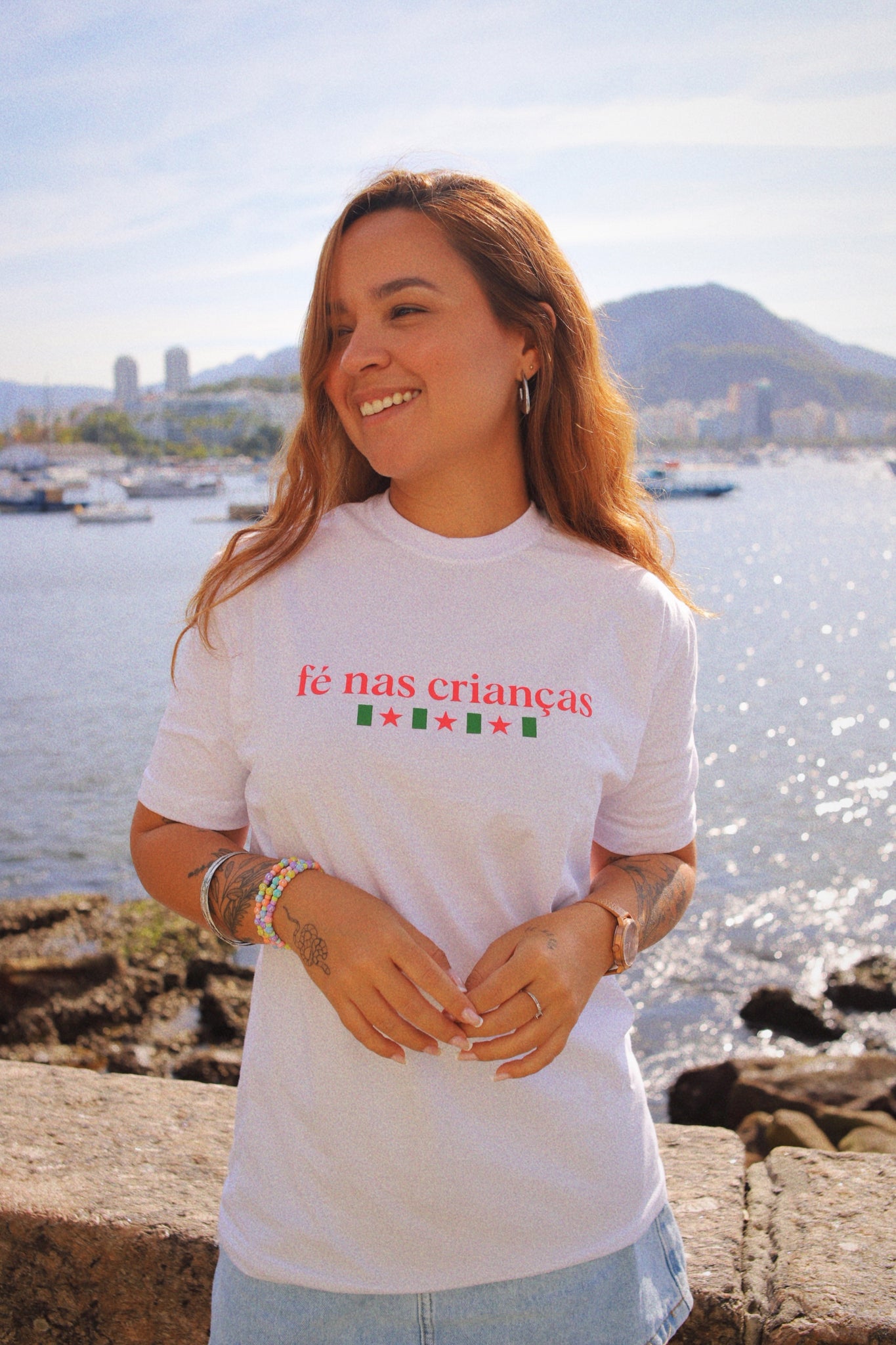 Camiseta “fé nas crianças” Unissex
