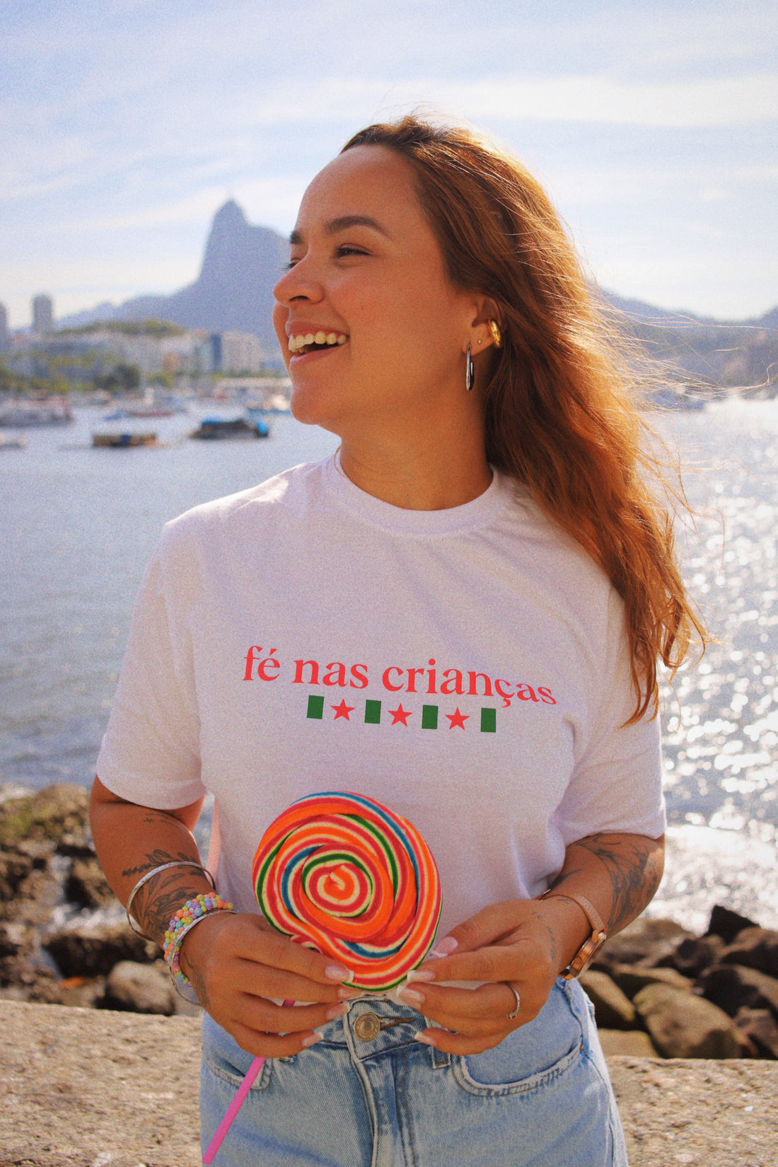 Camiseta “fé nas crianças” Unissex