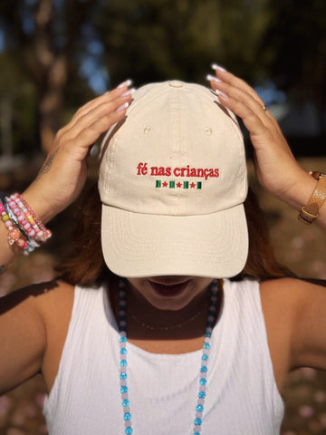 Boné “fé nas crianças”